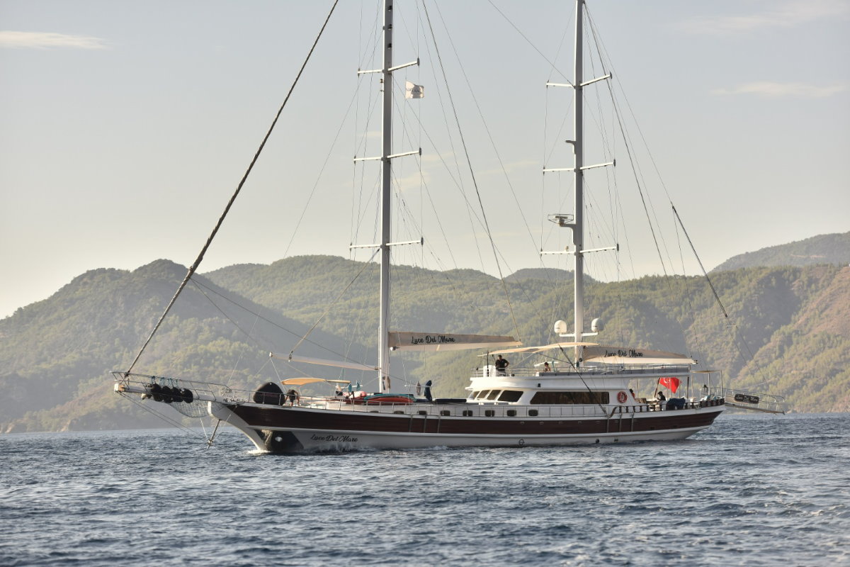 Luxury Turkish Gulet for Rent in Turkey