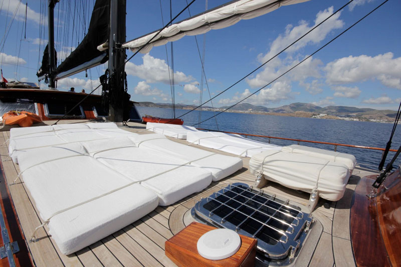 Luxury Gulet cruise in aegean sea