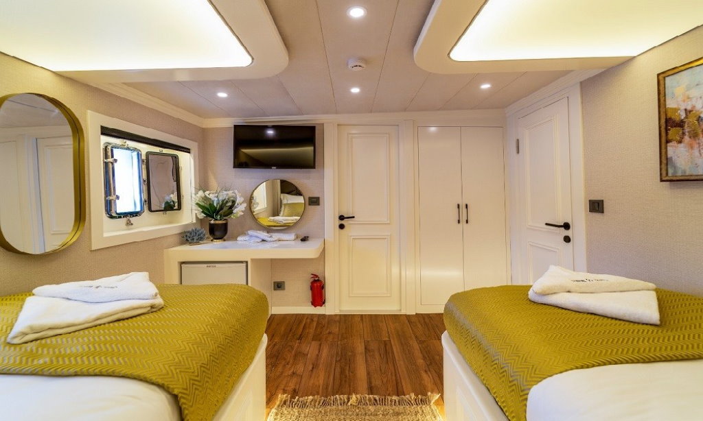 Rent 6 cabin luxury turkish yacht
