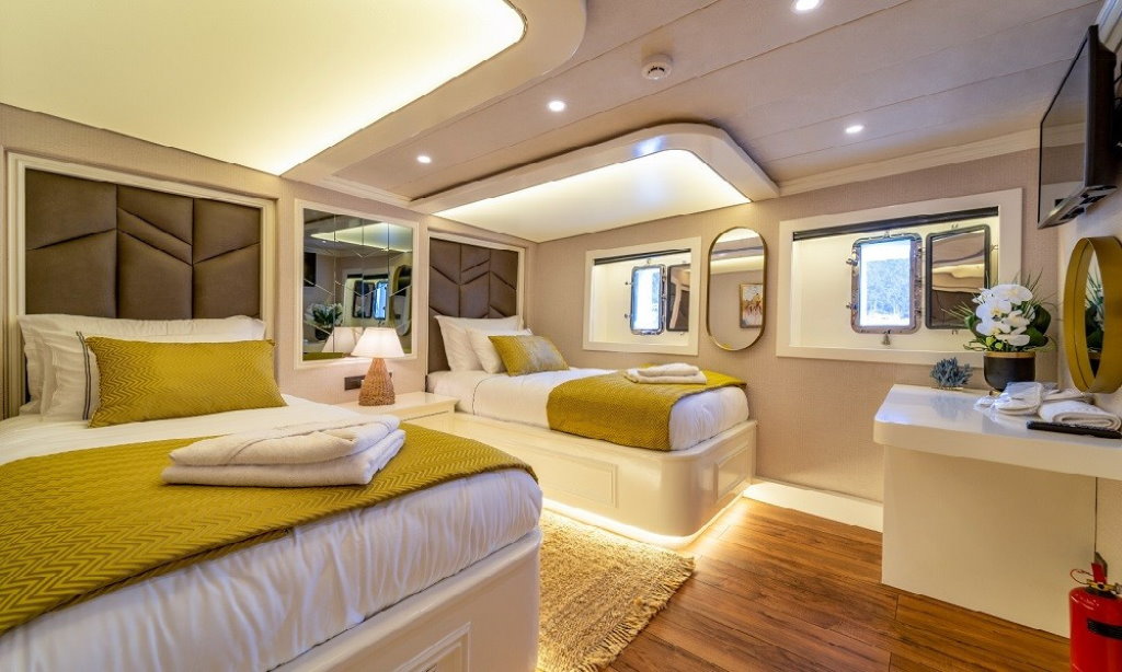 Charter 6 cabin luxury turkish gulet