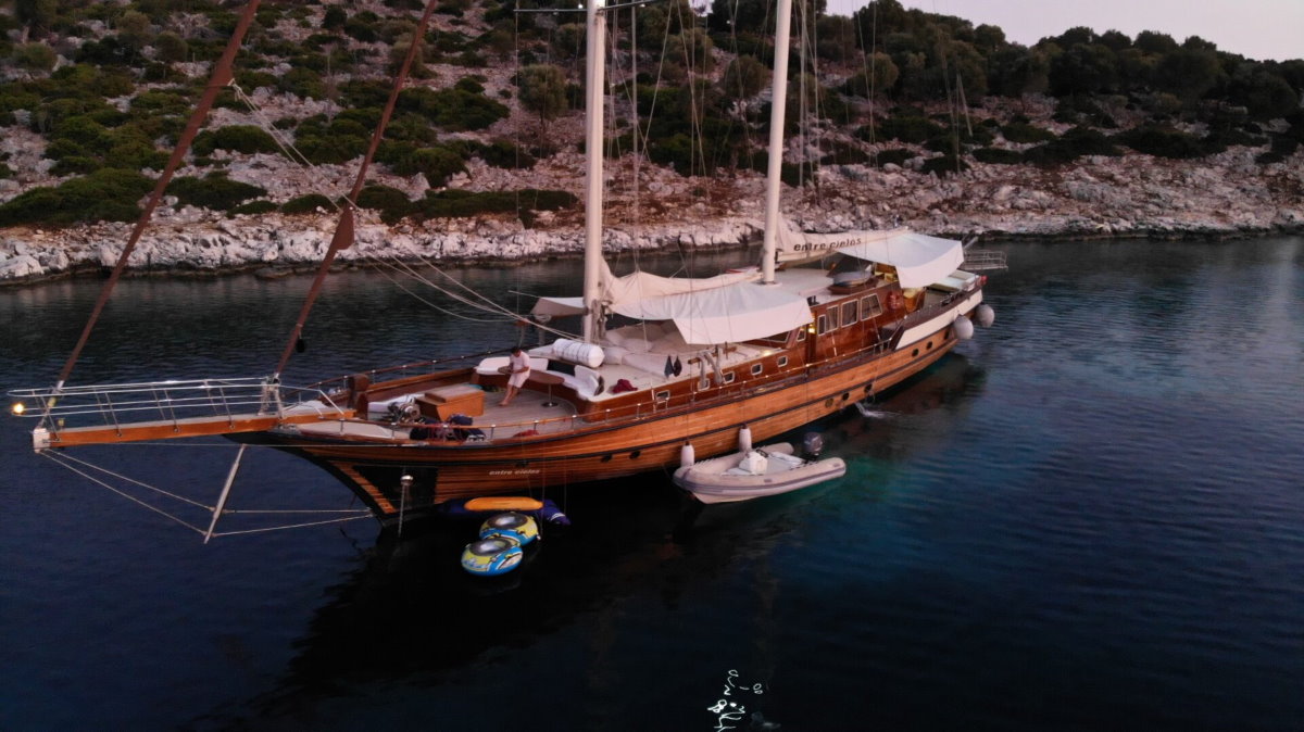 5 cabin gulet hire Greece
